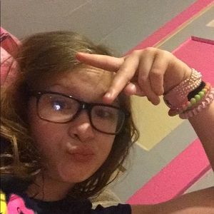 Meet your Posher, Isabella